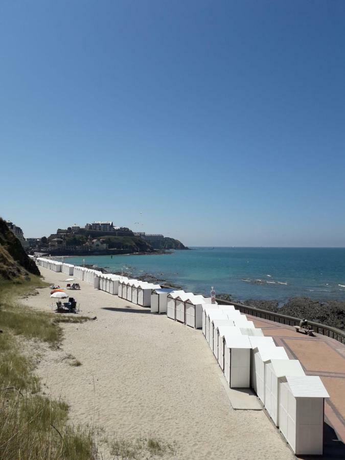 Granville Plage Plat Gousset Exterior photo